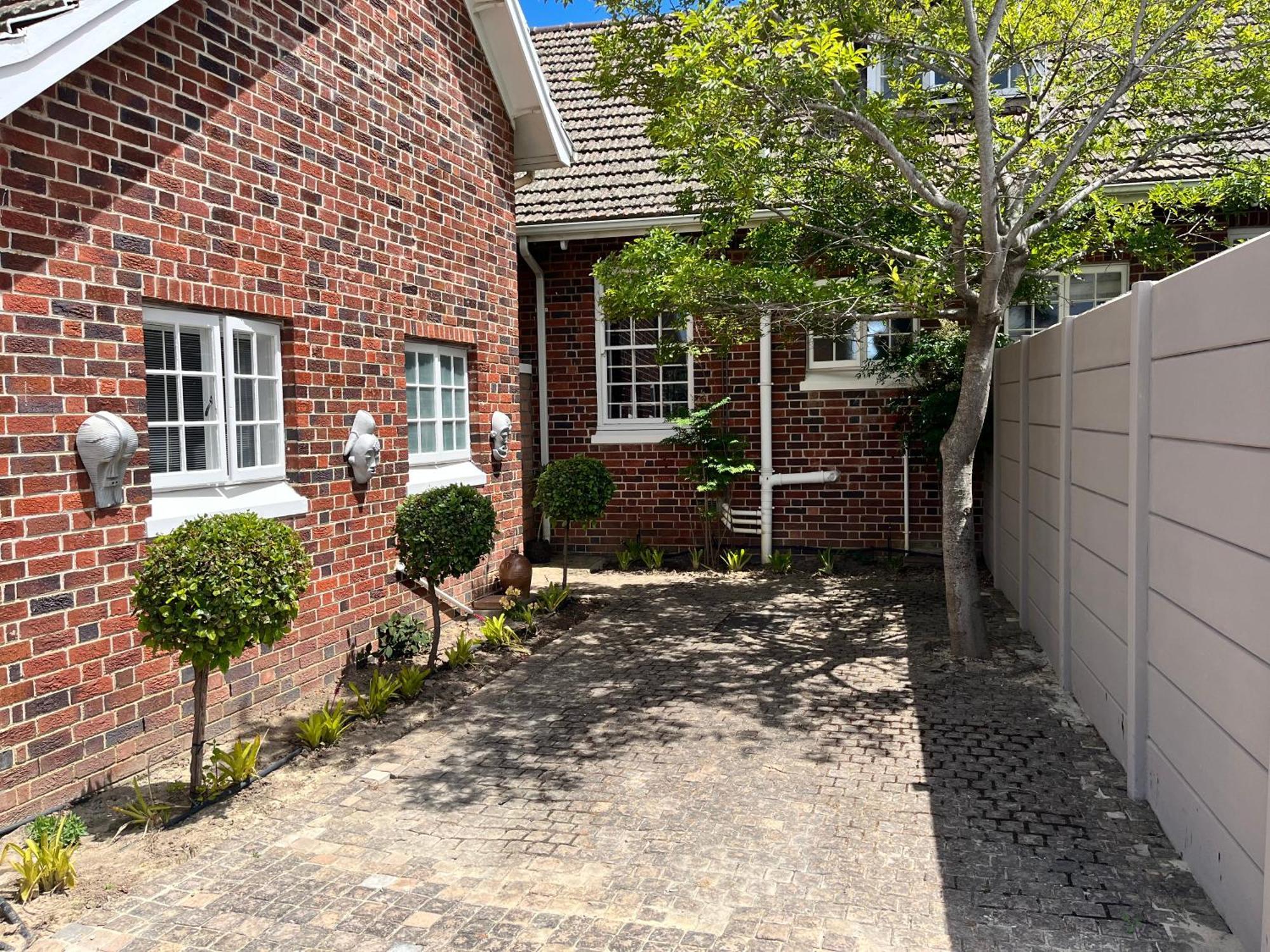 Somerset West Garden Apartments 2 Exterior photo